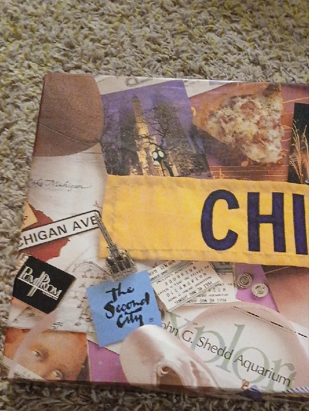 chic Chicago In-A-Box Game with Yellow Banner